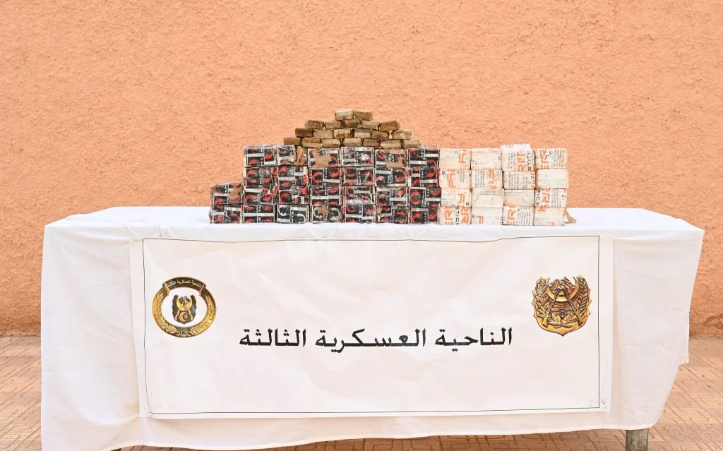 إحباط محاولات إدخال أزيد من قنطارين كيف عبر الحدود مع المغرب