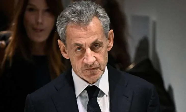 القضاء الفرنسي يفرج عن ساركوزي