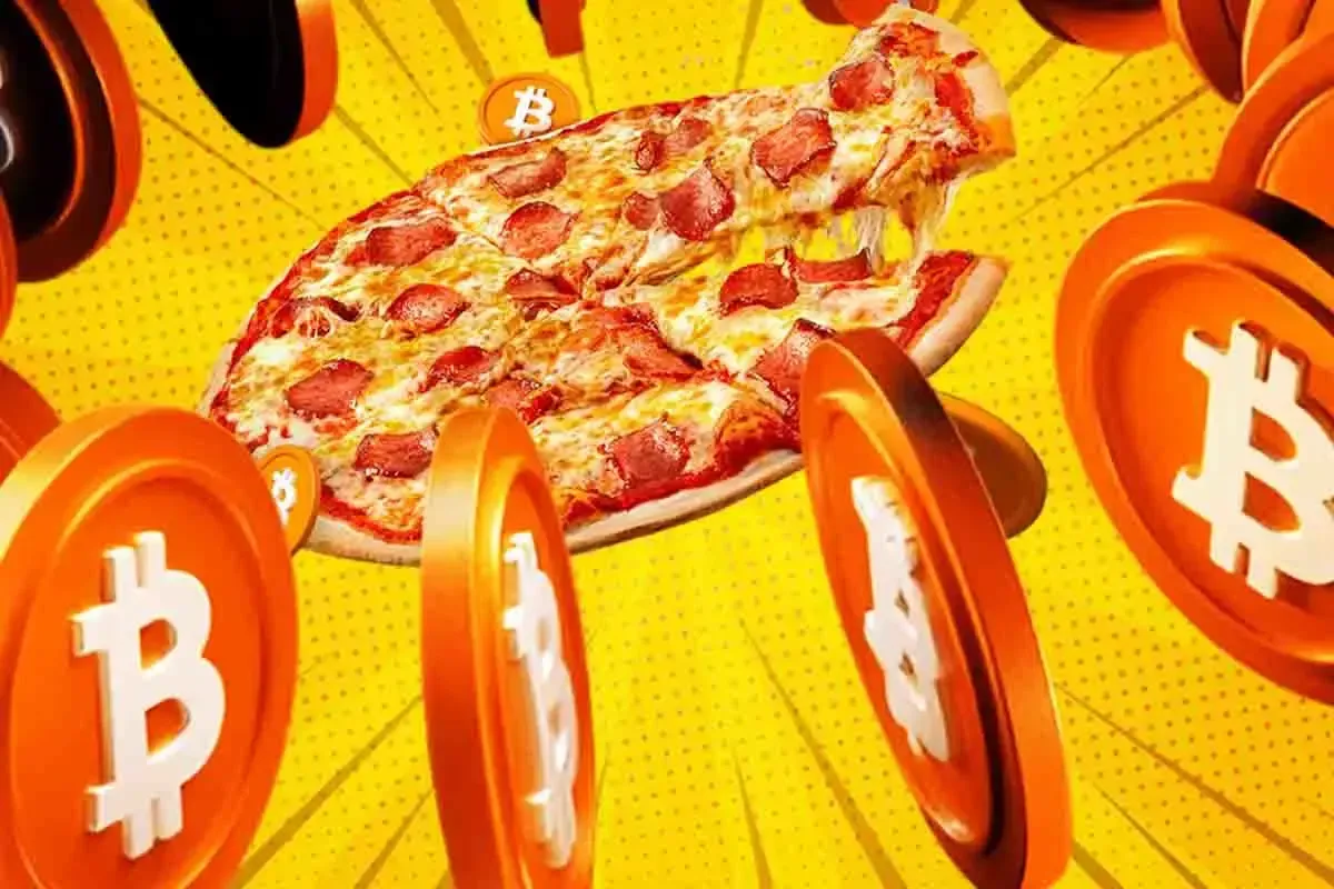 ما هو Bitcoin Pizza Day ولماذا يحتفل به عشاق العملات الرقمية في 22 مايو؟