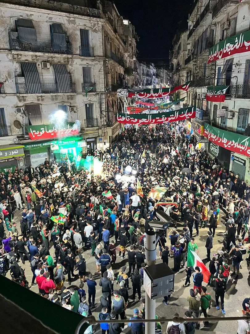 نادي مولودية الجزائر يحذر الأنصار