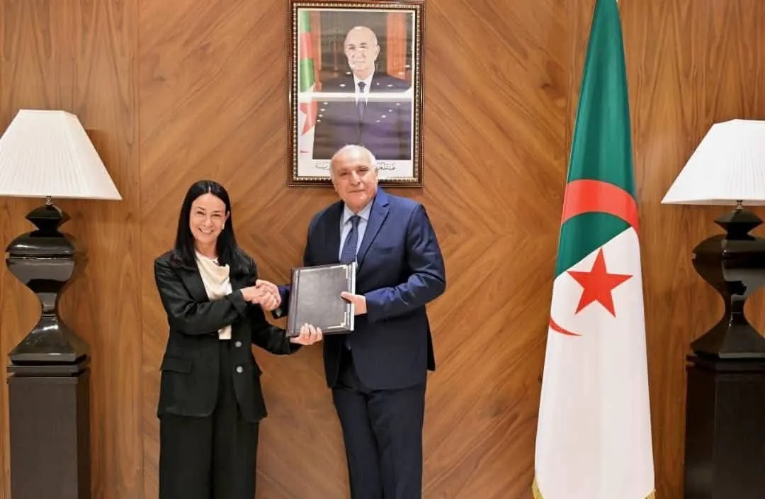 عطاف يستقبل السفيرة الجديدة لايطاليا