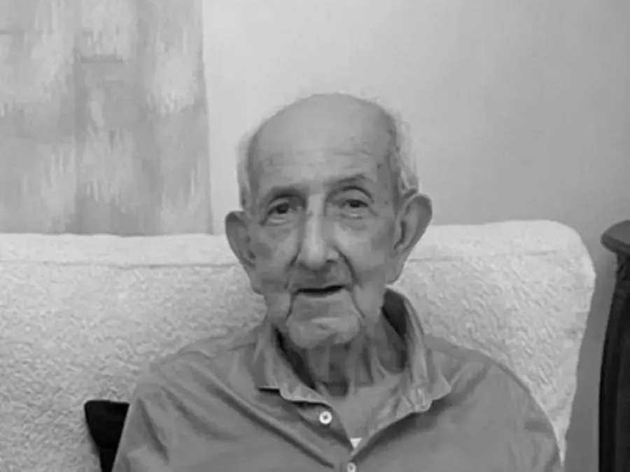 وزير الاتصال يعزي في وفاة الإعلامي والكاتب الصحفي أبو بكر حميدشي