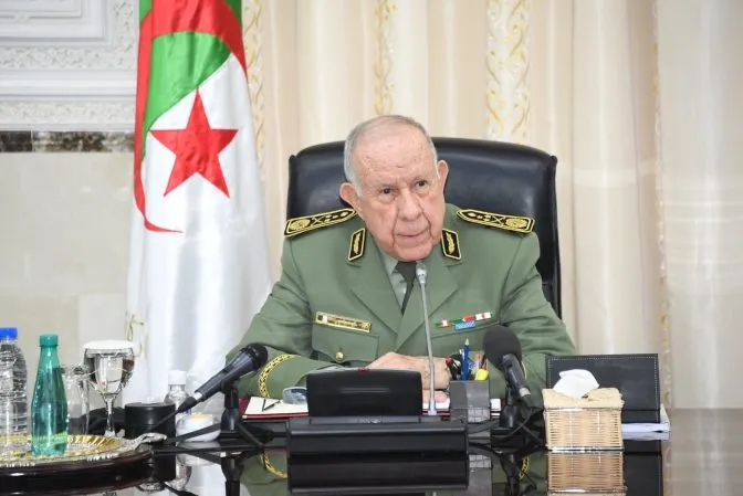 شنقريحة يفتتح ملتقى "جيوسياسية الإرهاب"