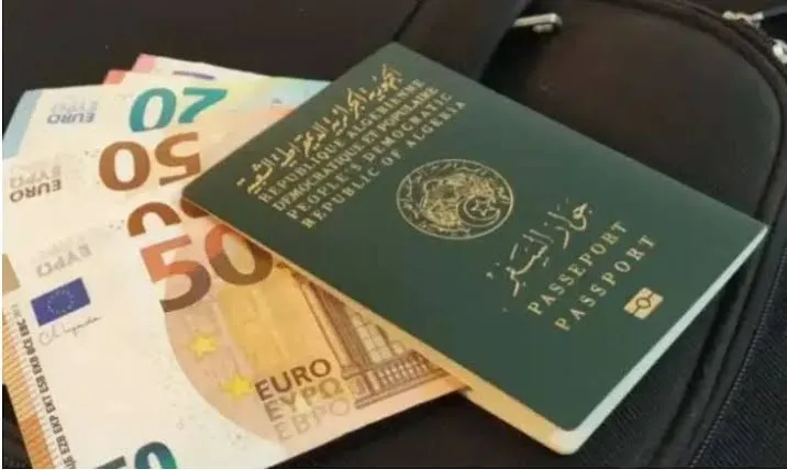 هذه البنوك المعنية بصرف المنحة السياحة 750 أورو