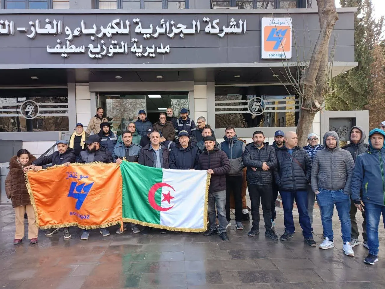 سونلغاز تطلق عملية استباقية لصيانة شبكة الكهرباء بالولايات الجنوبية