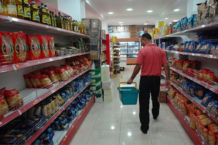 تسخير أزيد من 55 ألف تاجر لضمان المداومة خلال عيد الفطر