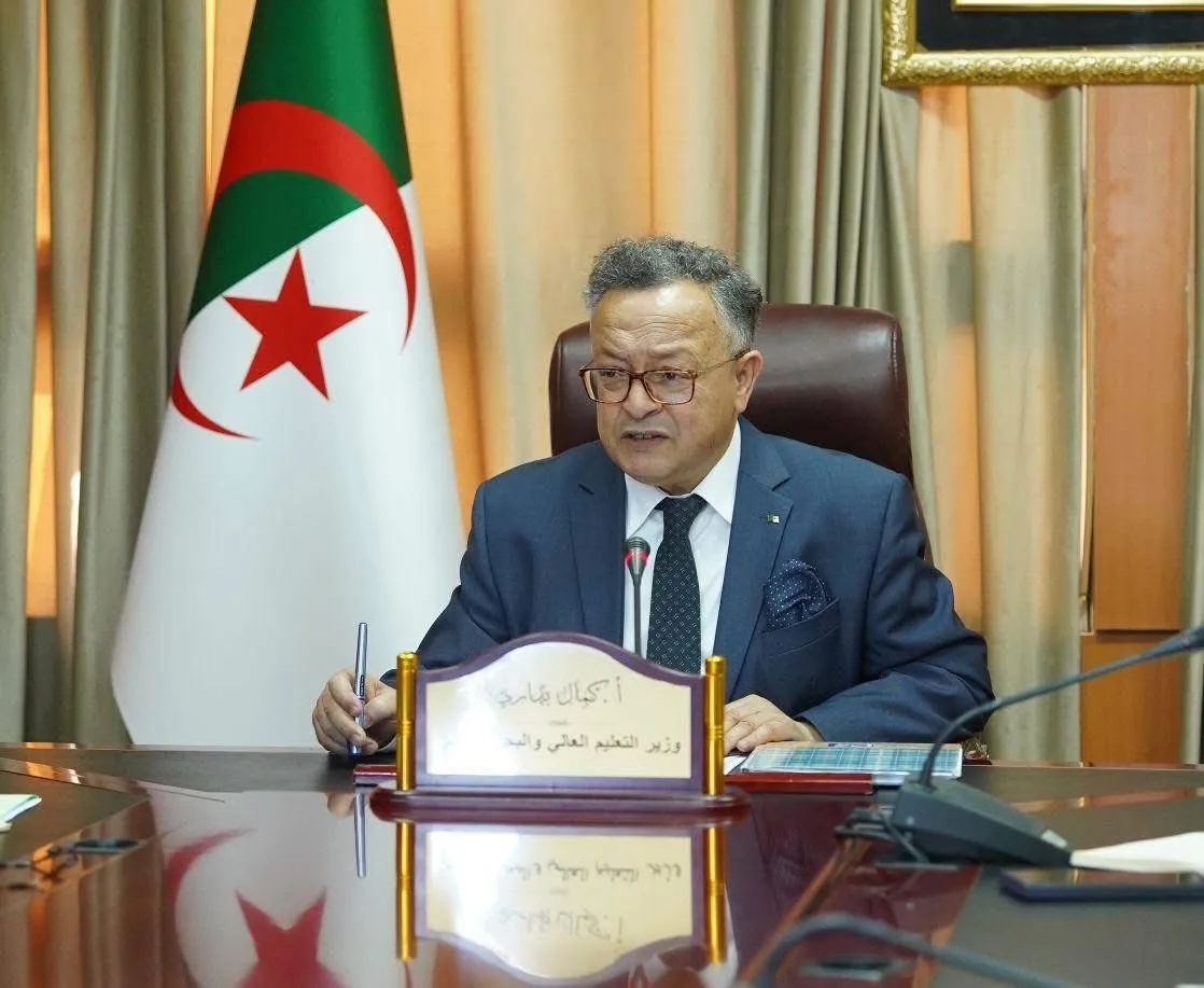 وزير التعليم العالي يعقد إجتماعا تنسيقيا