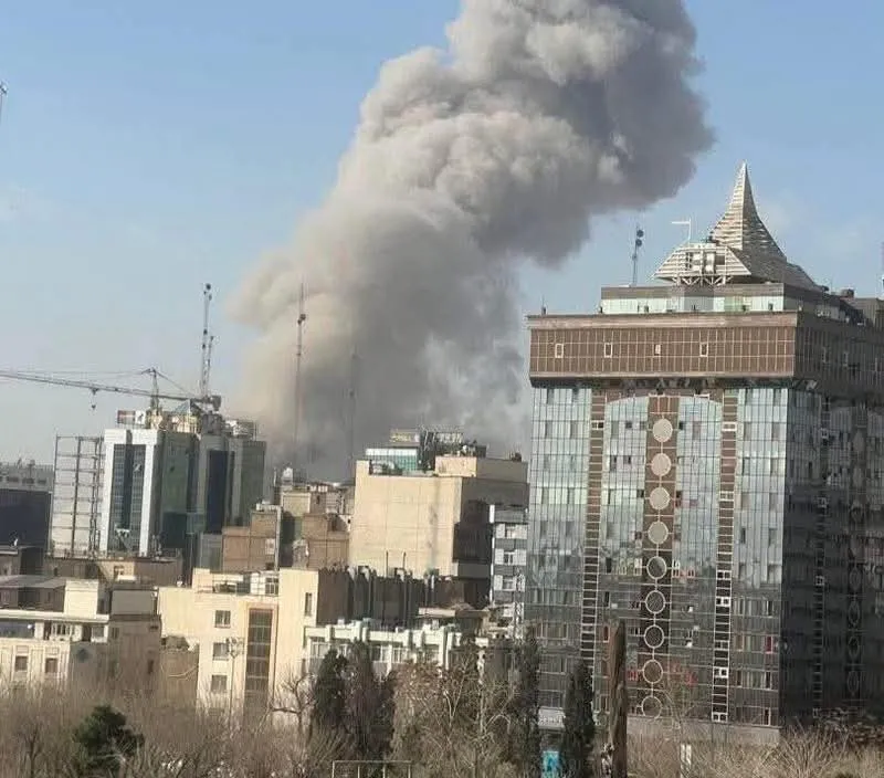 إغلاق المجال الجوي في ايران بالكامل