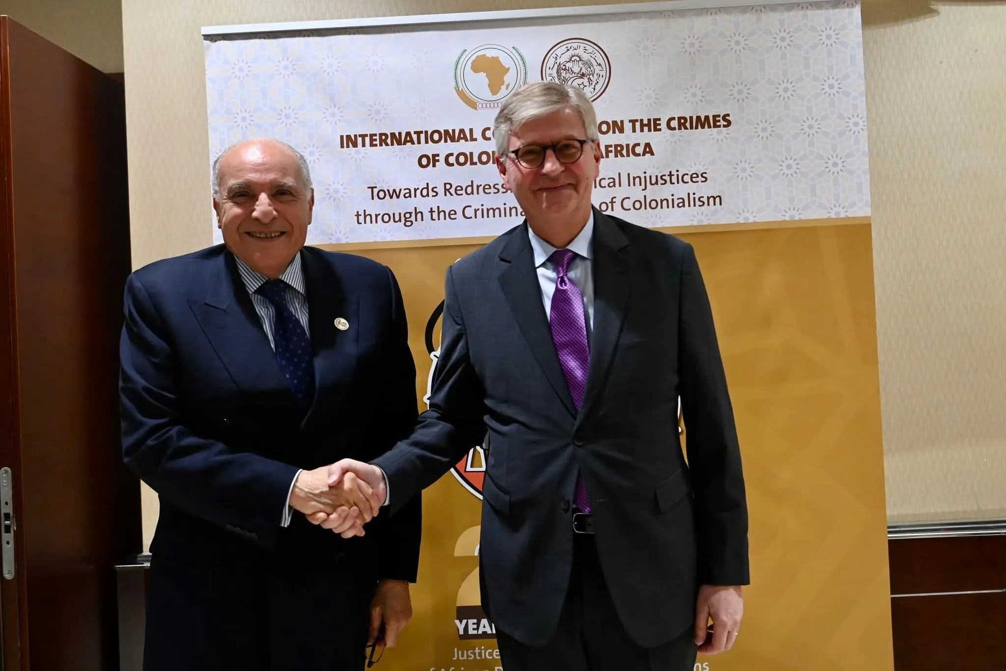 عطاف يستقبل الأمين العام المساعد للأمم المتحدة المكلف بعمليات حفظ السلم