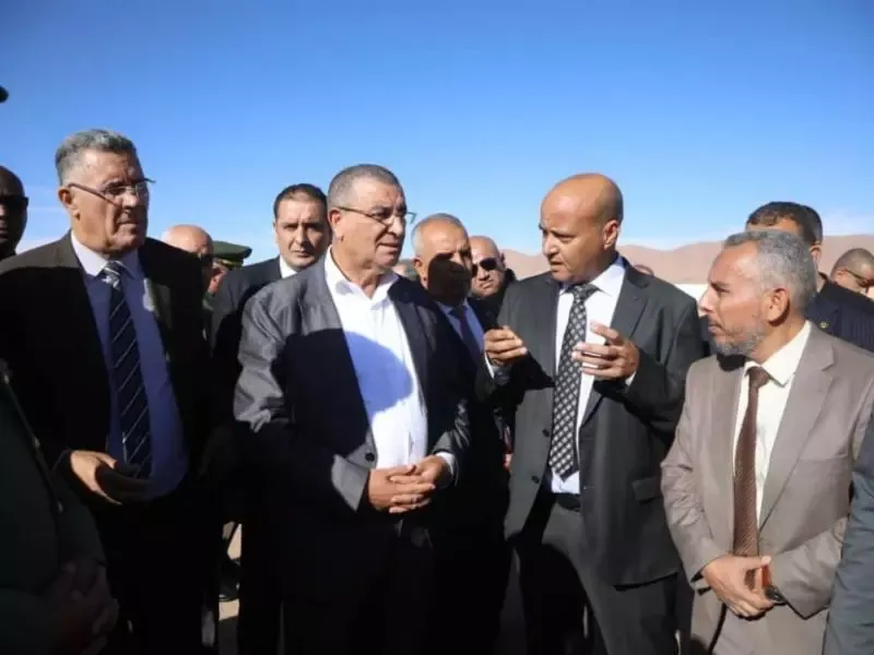 انطلاق مشروع تهيئة موقف الطائرات والممرات المدنية بمطار المشرية