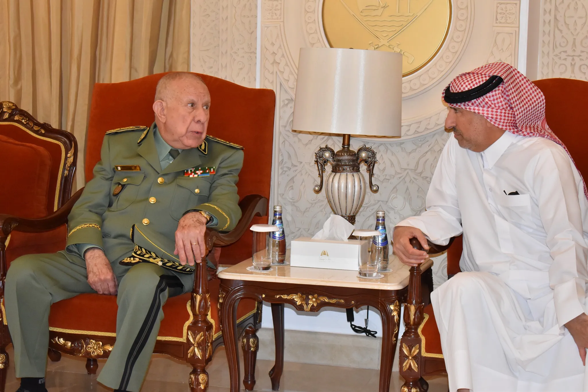 الفريق أول السعيد شنقريحة يواصل زيارته إلى قطر في يومها الثاني