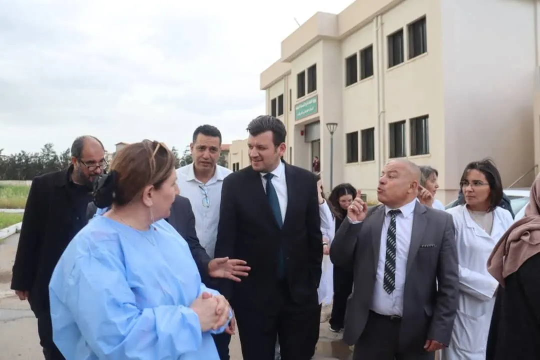 وزير الفلاحة يتفقد مشروع البنك الوطني للجينات ببراقي