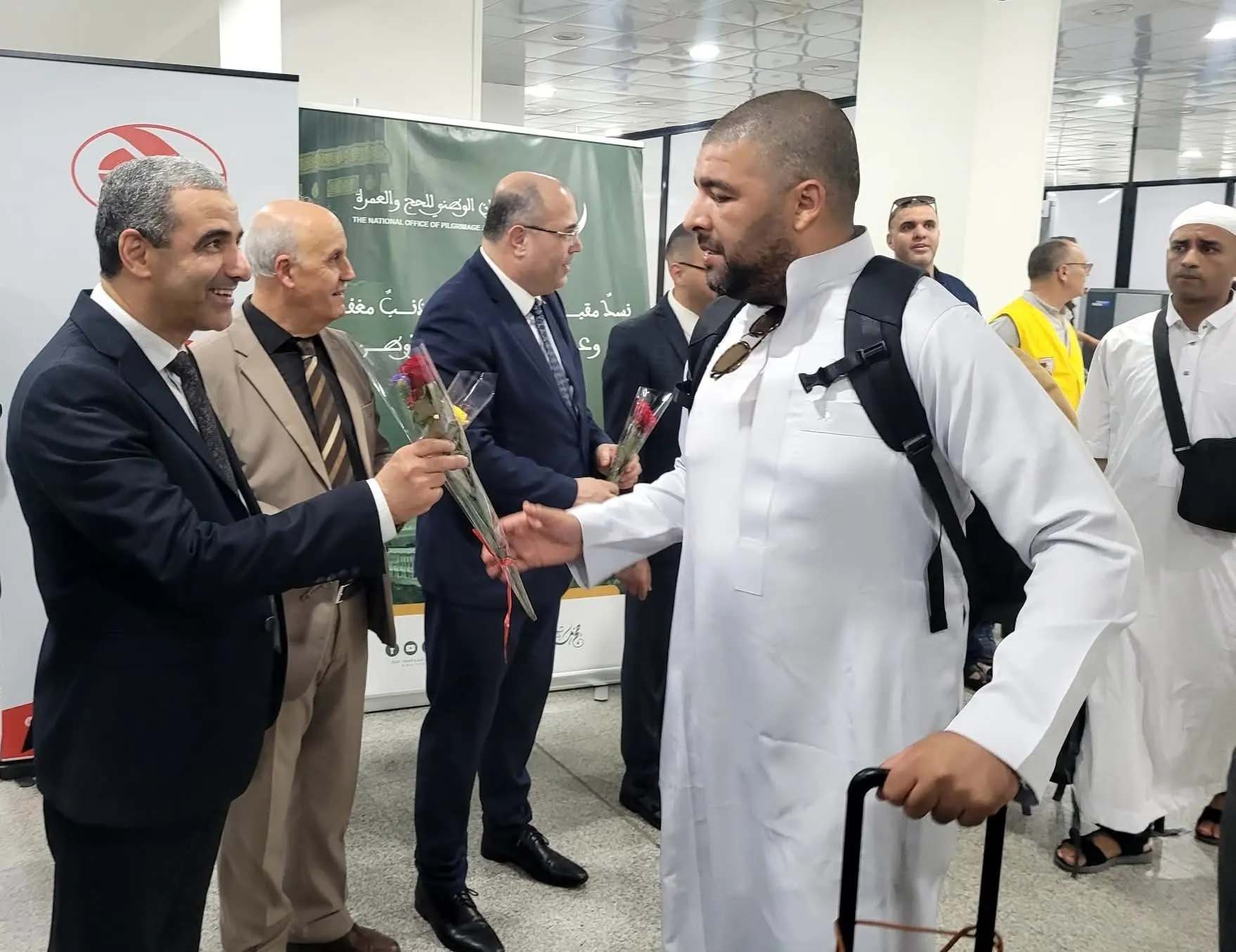 عودة أول فوج من الحجاج الجزائريين إلى أرض الوطن
