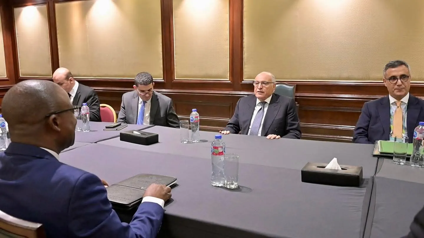 الجزائر-زيمبابوي: محادثات حول القضايا ذات الاهتمام المشترك