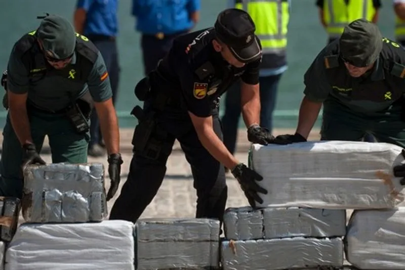 الأمن الإسباني يحجز أزيد من 800 كلغ من الكوكايين قادمة من المغرب