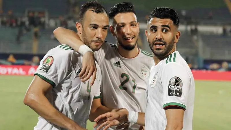 بلعمري: تحلو بالمسؤولية عند الحديث عن نجوم المنتخب الوطني