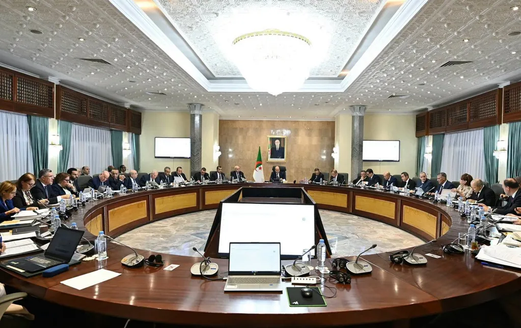 الحكومة تعتمد إستراتيجية وطنية للوقاية من عصابات الأحياء