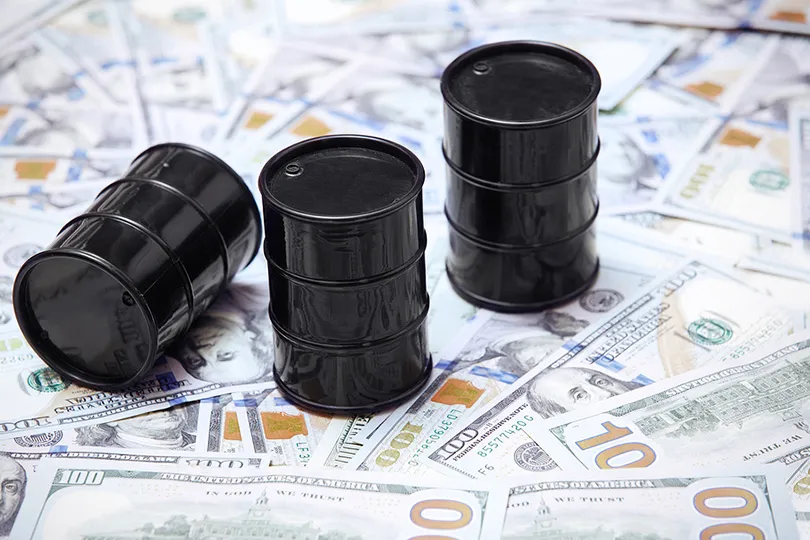 وسط مخاوف من استمرار غلق مضيق هرمز.. ارتفاع في أسعار النفط