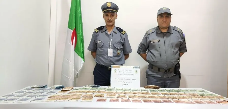 إحباط محاولة تهريب أكثر من 10 آلاف أورو إلى باريس ببجاية