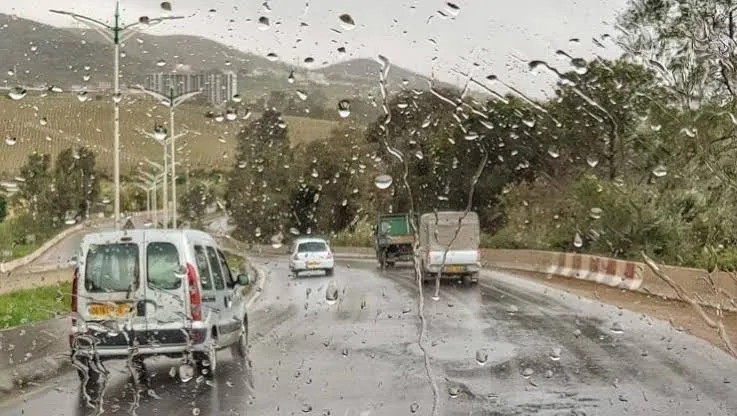 أمطار رعدية في 6 ولايات