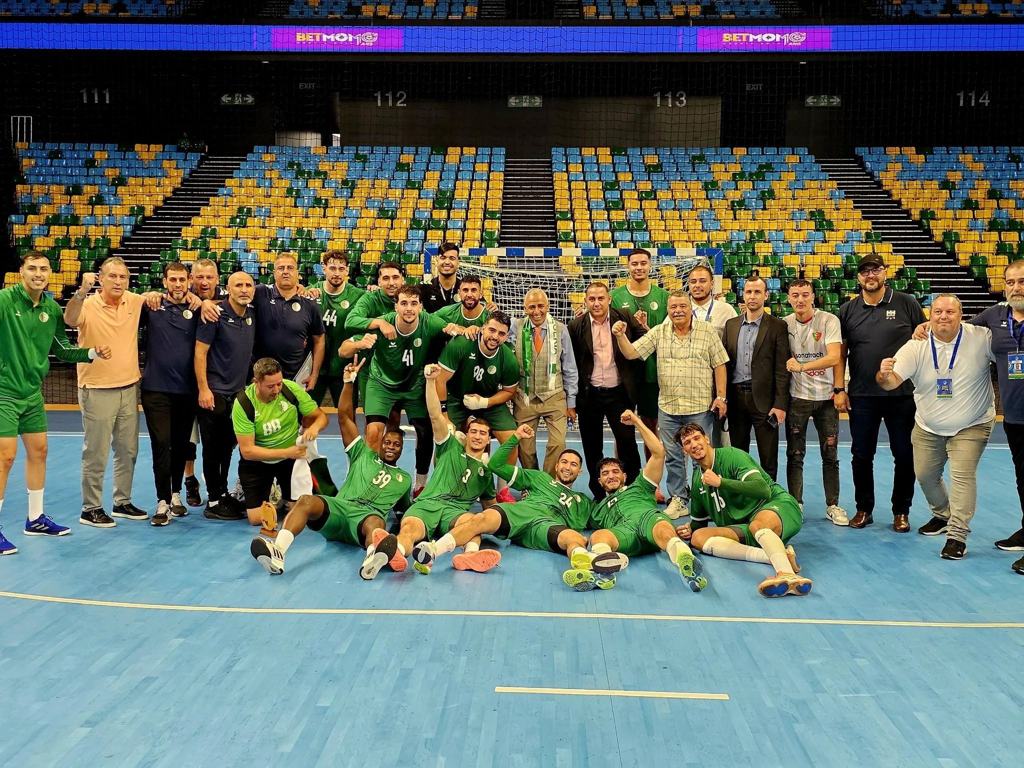 كأس أمم افريقيا: الجزائر تتأهل لنصف النهائي