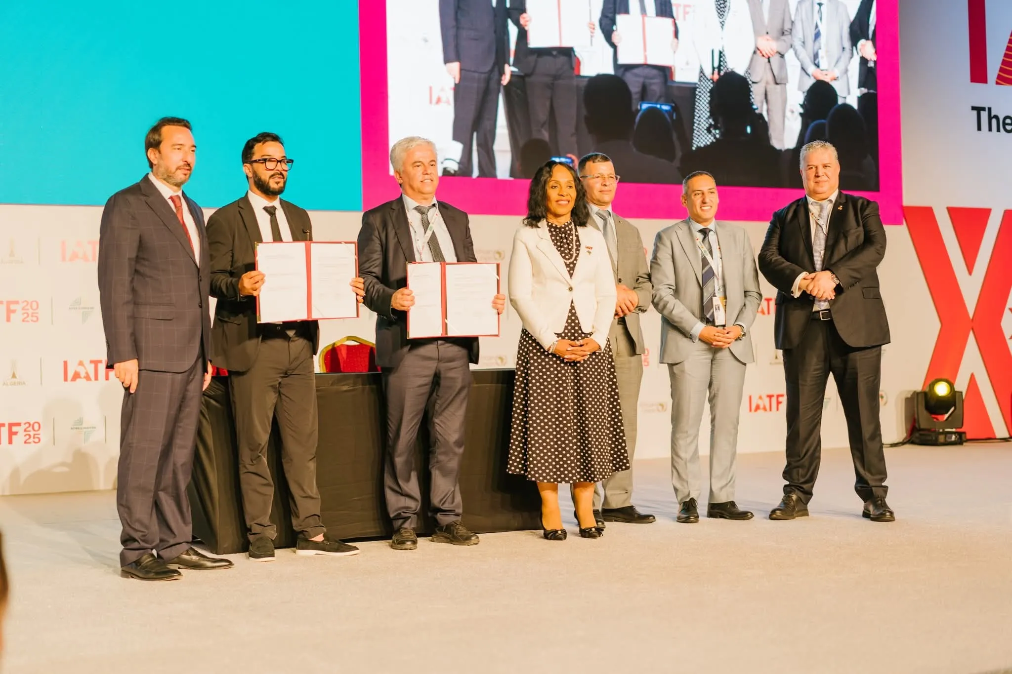 مدار توقع مذكرة لتصدير السكر إلى ليبيا