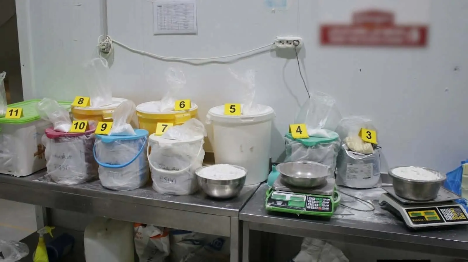 درك البليدة يكشف شركة تُنتج خبز التورتيلا بالفرينة الفاسدة