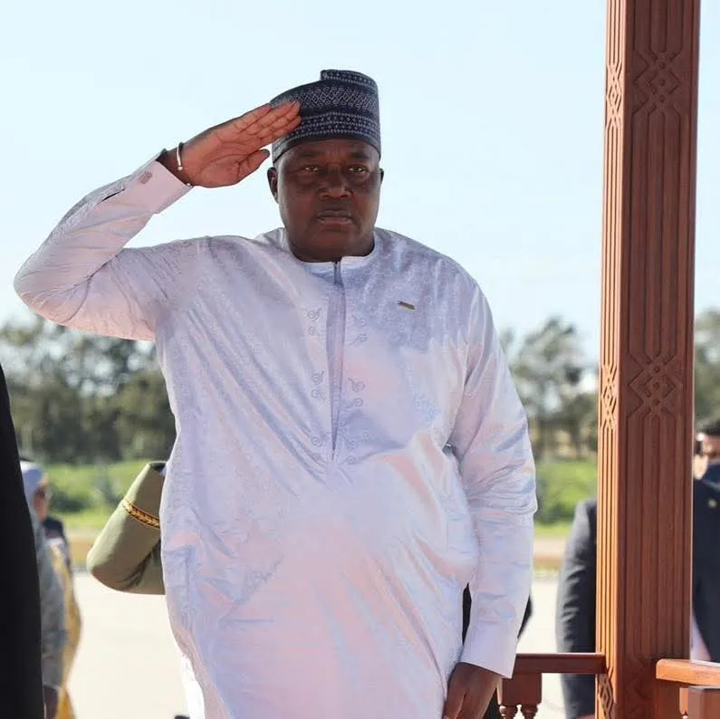 رئيس جمهورية النيجر يزور مقام الشهيد