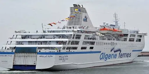 تعديل برنامج الرحلات البحرية للمسافرين