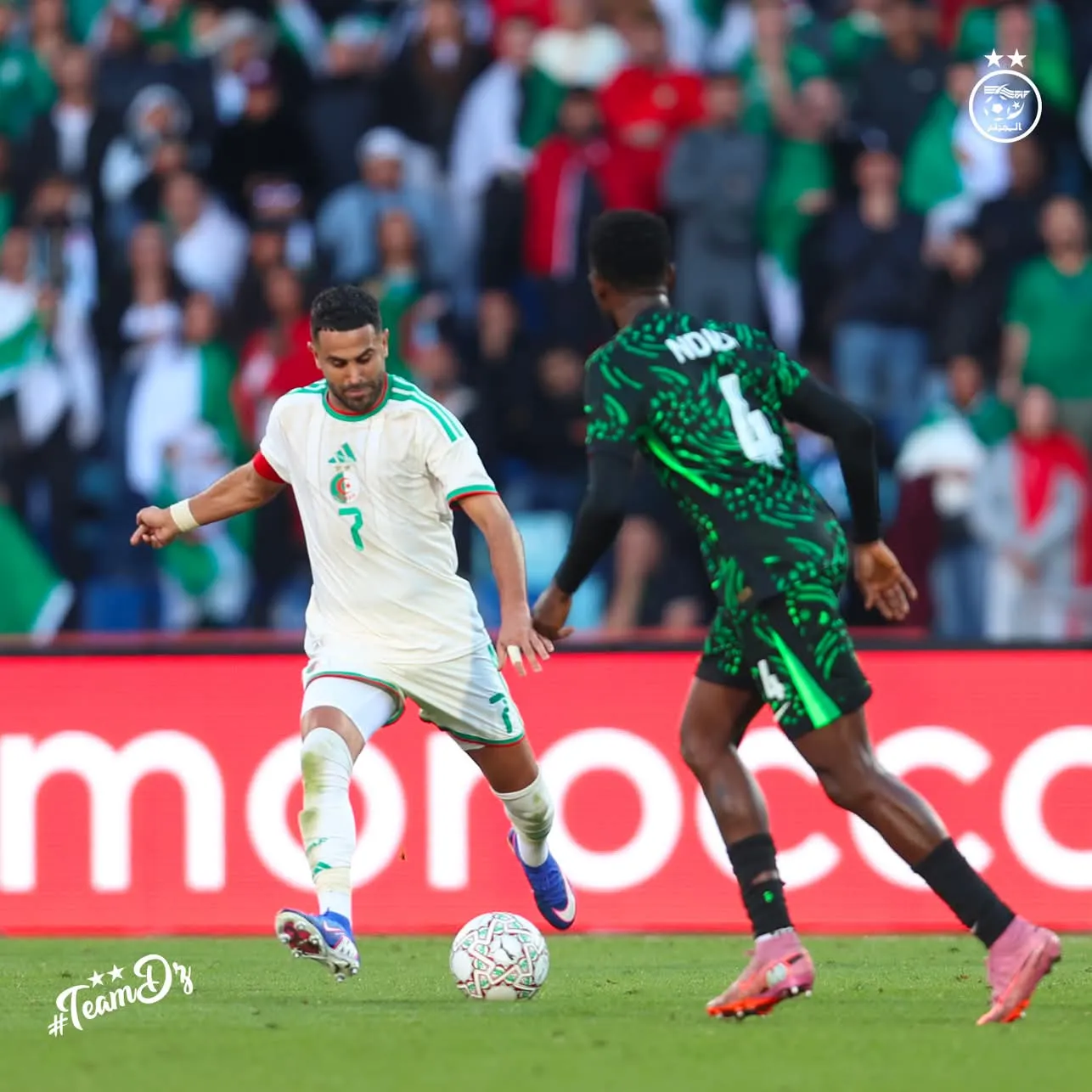 بعد الاقصاء من الكان.. محرز يعتذر