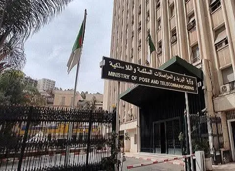 دخول دفتر الشروط المنظم لنشاط البريد السريع حيّز التنفيذ