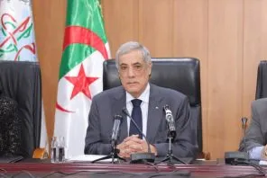 ملف إنشاء هيئتين لتنظيم التجارة الخارجية على طاولة الحكومة