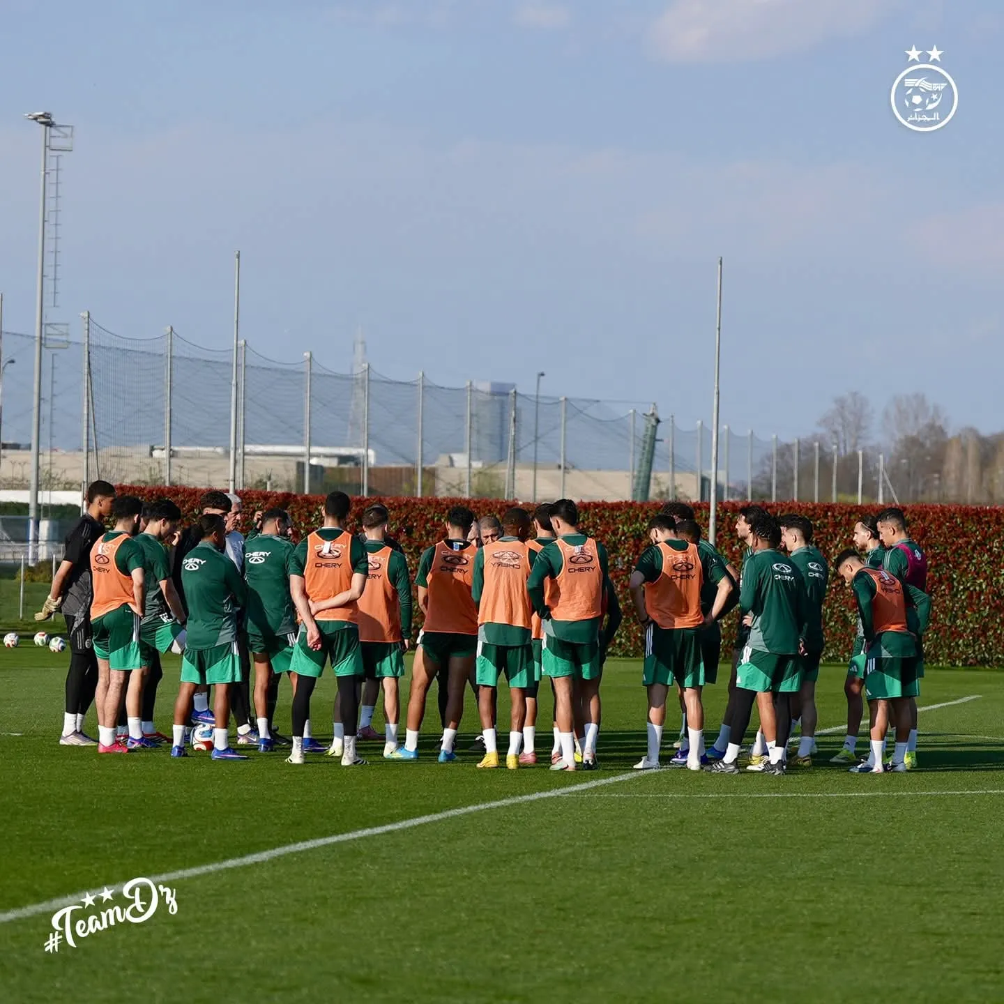 هذه هي القنوات الناقلة لمباراة المنتخب الوطني أمام غواتيمالا