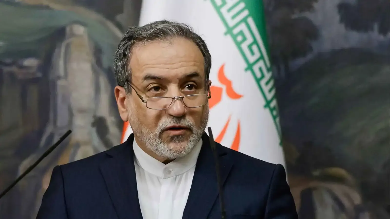 عراقجي: إيران جاهزة للتخلي عن الأسلحة النووية مقابل رفع العقوبات