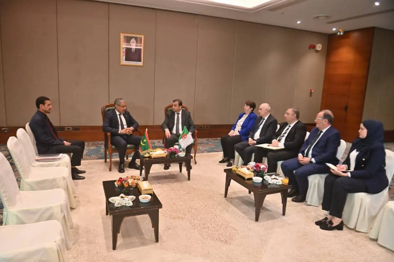 عرقاب ونظيره الموريتاني يبحثان تعزيز التعاون في المحروقات