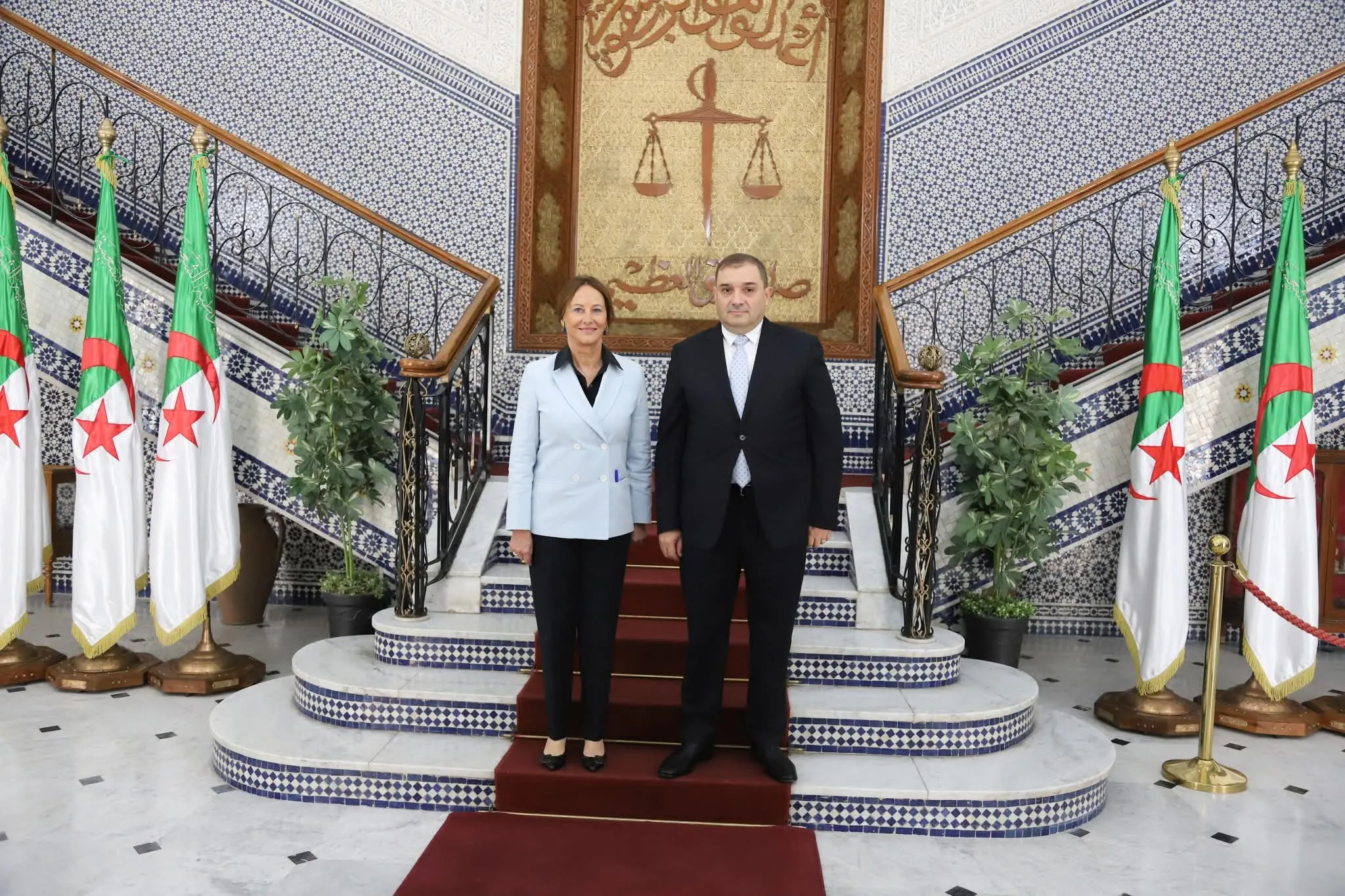 وزير العدل يسمح لسيغولين روايال بزيارة كريستوف غليز