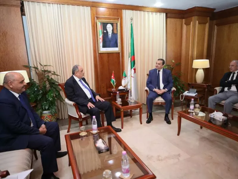 عرقاب يستقبل الأمين العام للاتحاد العام لنقابات عمال الأردن