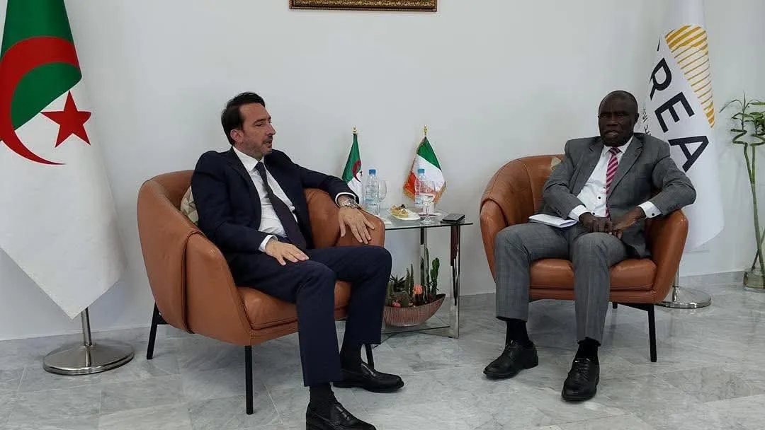 الجزائر-كوديفوار: التعاون والتبادل التجاري بين البلدين وتطوير شراكات جديدة