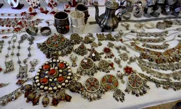 باتنة:افتتاح الصالون الوطني للحلي التقليدي والمجوهرات بمشاركة 60 حرفيا