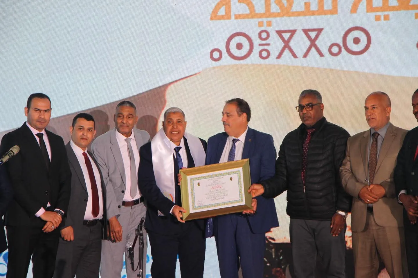 تتويج الفائزين بجائزة رئيس الجمهورية للأدب واللغة الأمازيغية