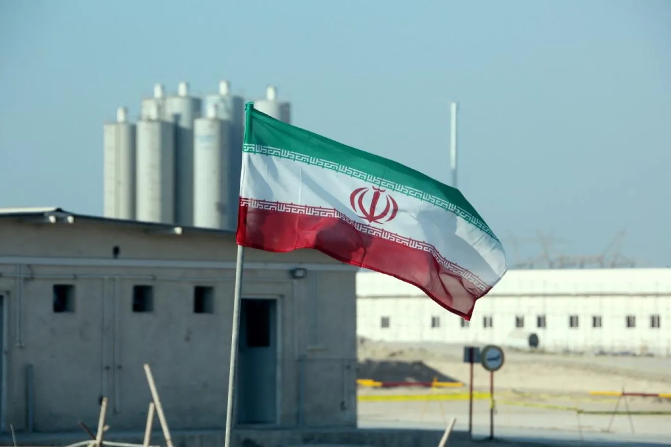إيران تحذر: الهجوم الأمريكي وسّع دائرة الأهداف المشروعة لقواتنا