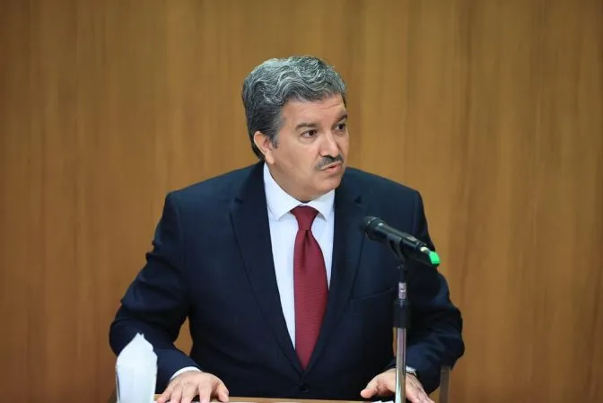 وزير الاتصال: احترام حقوق المؤلف ركيزة أساسية لإعلام عصري والمهني