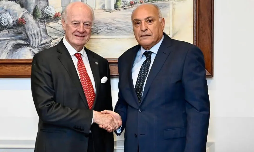عطاف يجري لقاء ثنائيا مع ستافان دي ميستورا