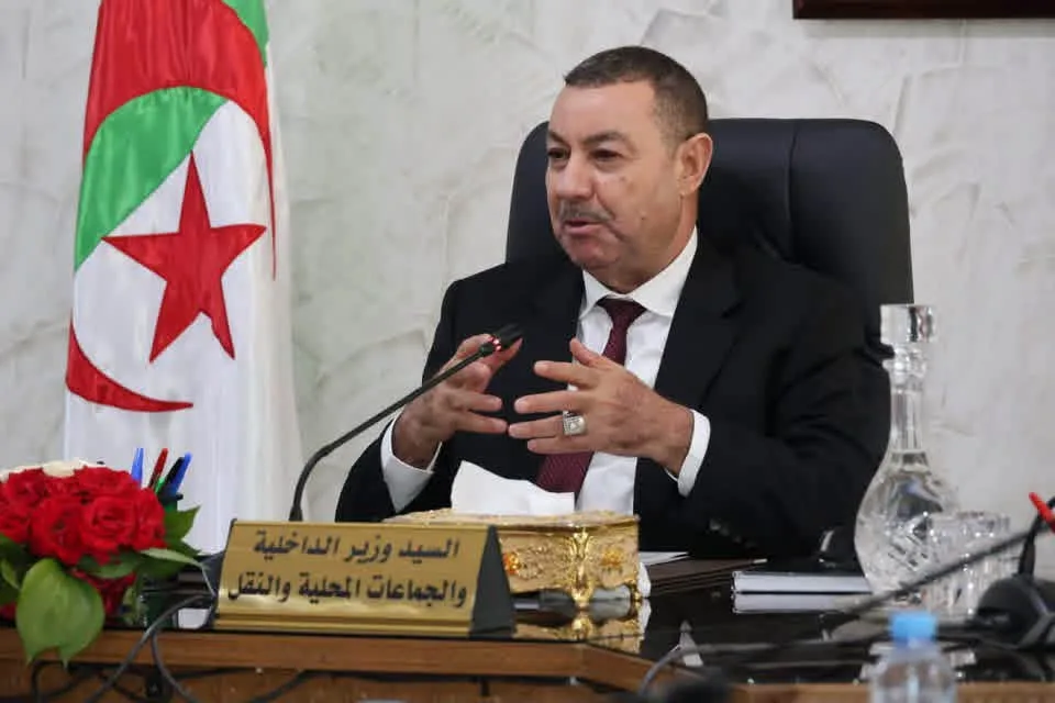 سعيود يشدد على تسريع إجراءات جهاز قياس السرعة وزمن السياقة
