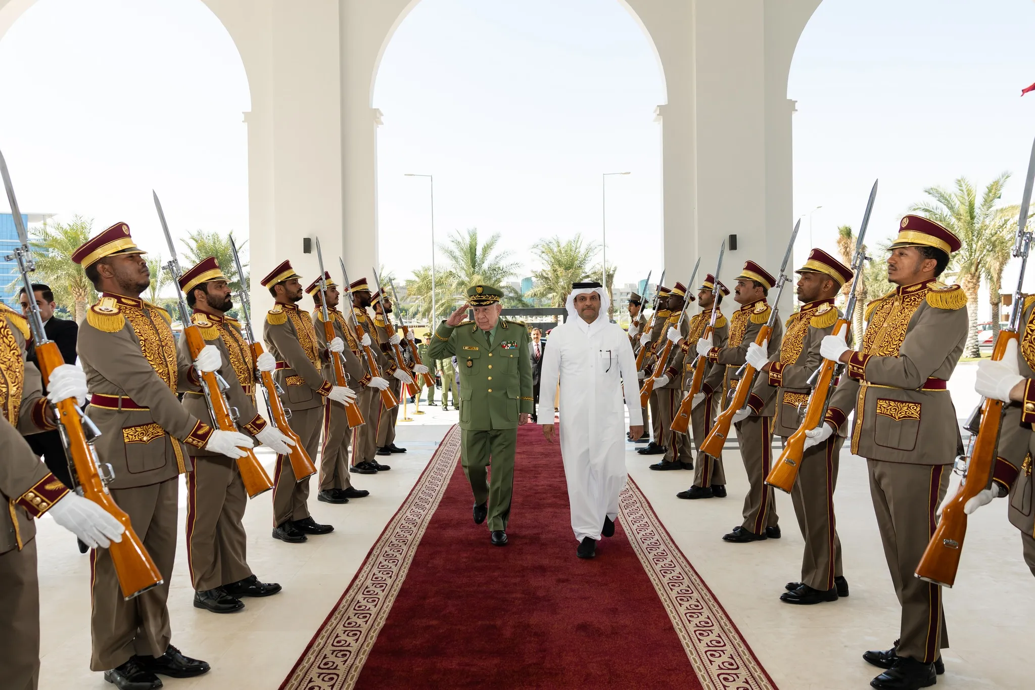 الفريق أوّل شنڤريحة يواصل زيارته إلى قطر في يومها الرابع
