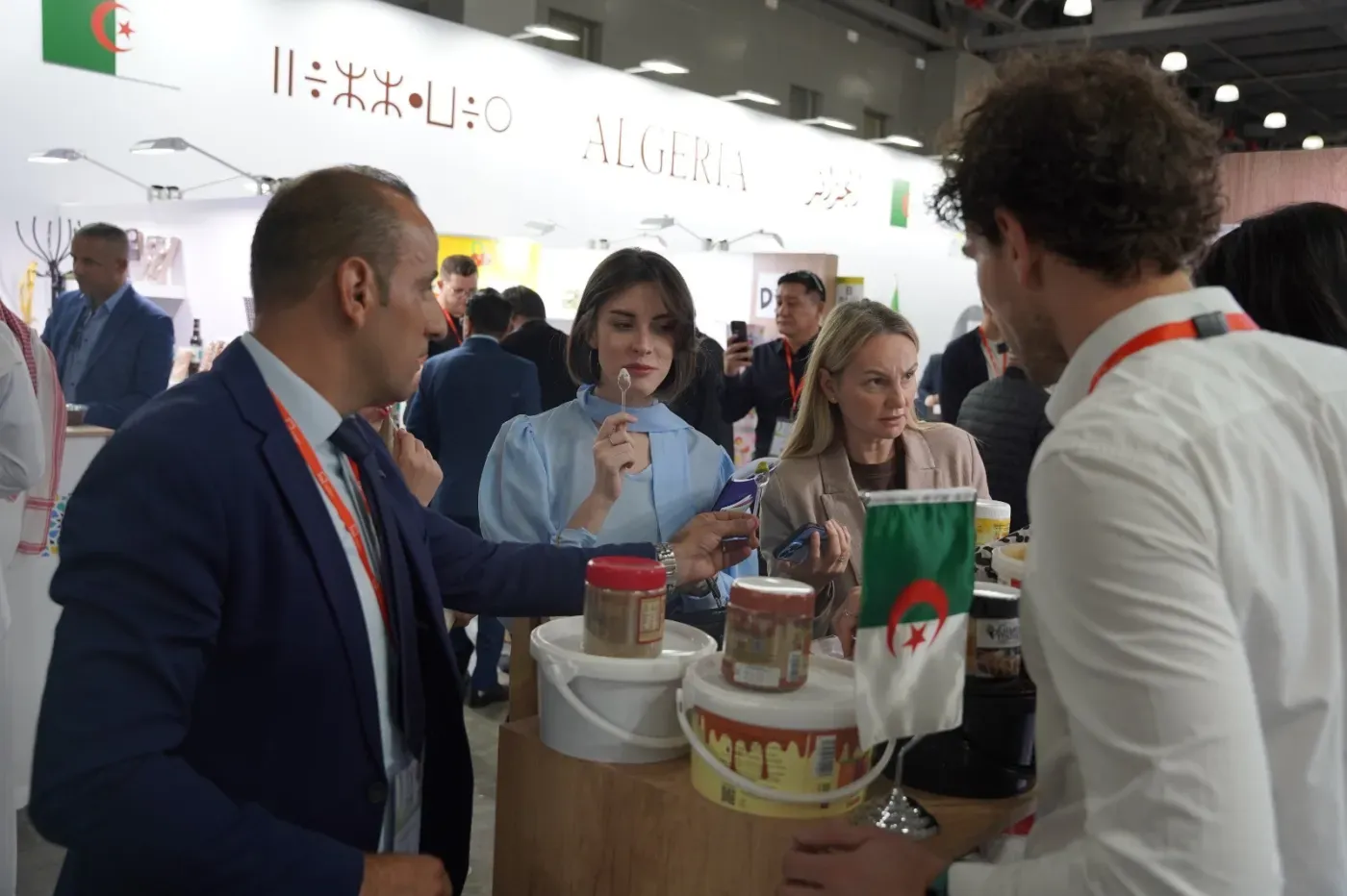 موسكو: متعاملين اقتصاديين جزائريين يتباحثون سبل التعاون و الشراكة