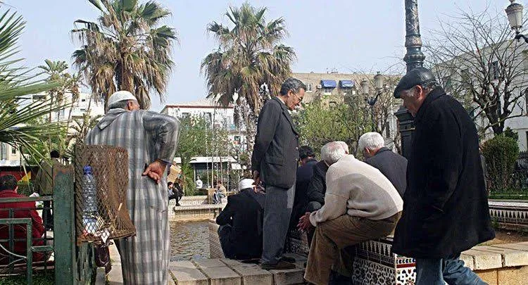 وزير العمل يعرض مشروع قانون المتعلق بالتقاعد