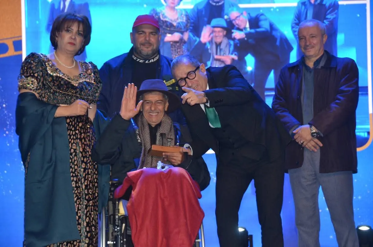 تكريم رفيع المستوى للسلطان عاشور العاشر