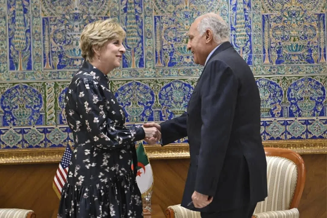 عطاف يستقبل سفيرة الولايات المتحدة الأمريكية عقب انتهاء مهامها