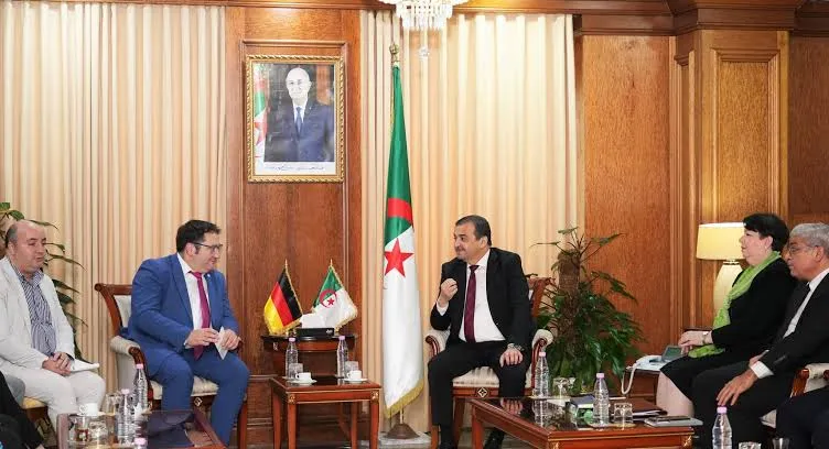 مباحثات جزائرية-ألمانية لتطوير اقتصاد الهيدروجين